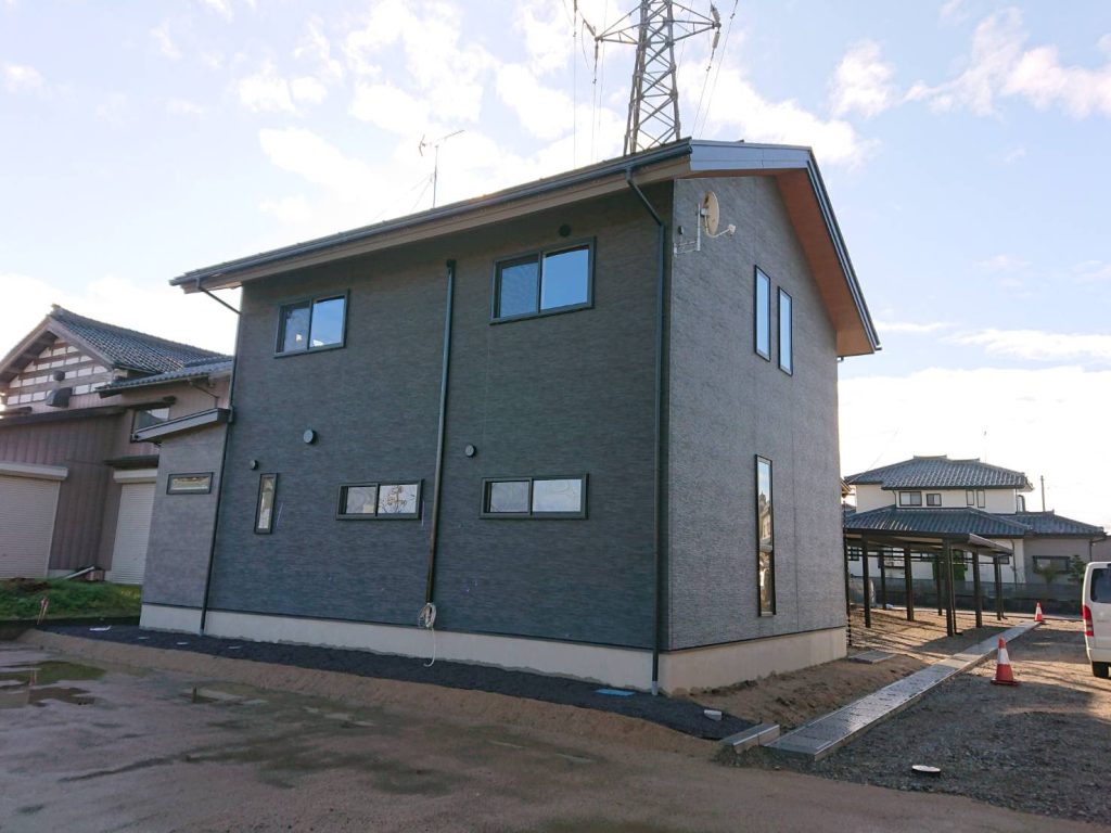 パナソニック　外壁　雨どい　軒天　Ｔ様邸